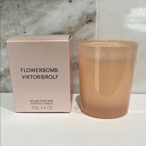 Viktor & Rolf Flowerbomb Scented Candle